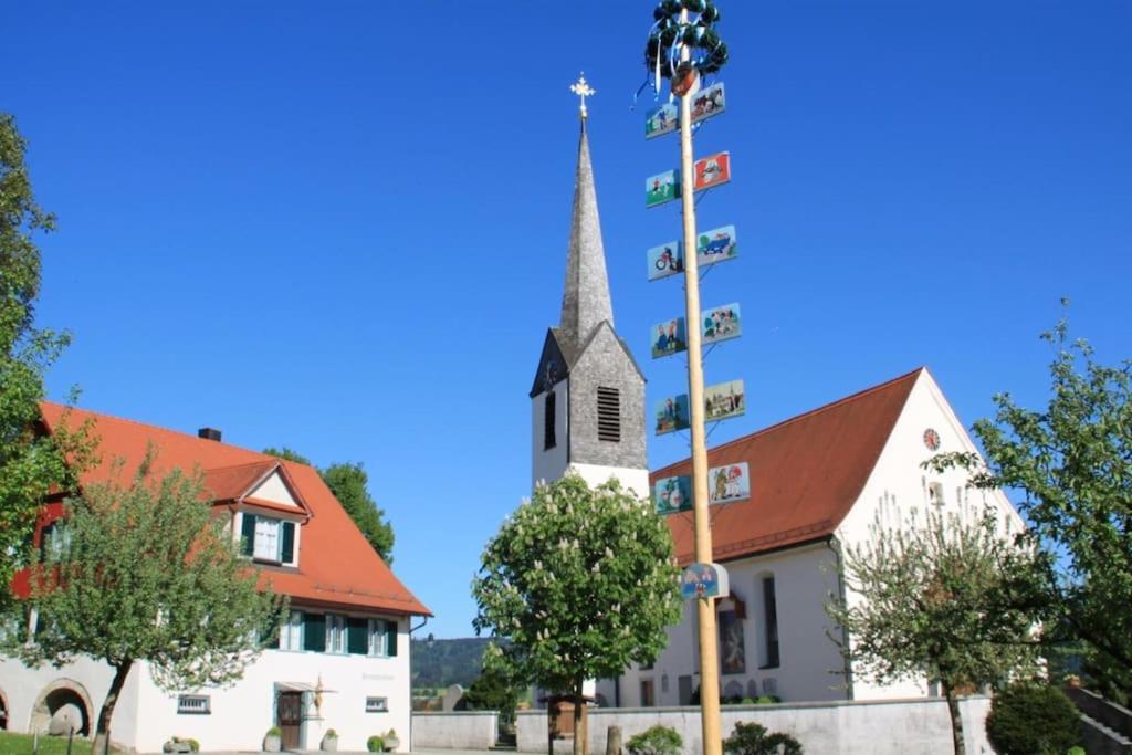 Wohlfuehlapartment Mit Charme Hergensweiler Exterior photo